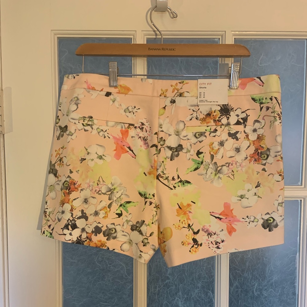 Womens City Shorts